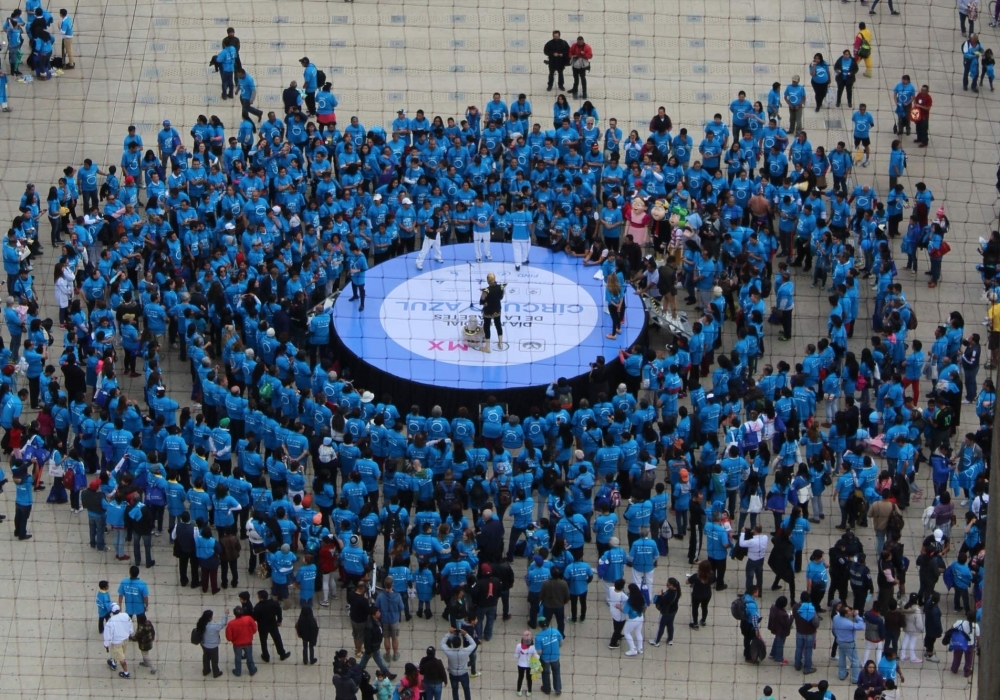 CIRCULO-AZUL-EN-EL-MONUMENTO-A-LA-REVOLUCIÓN